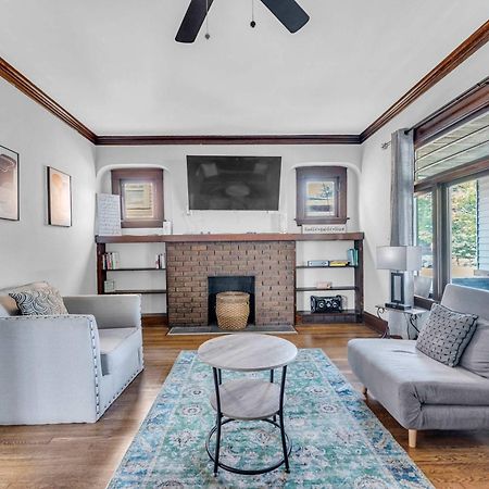 Beautifully Remodeled Duplex Apt In West Blvd Cleveland Esterno foto