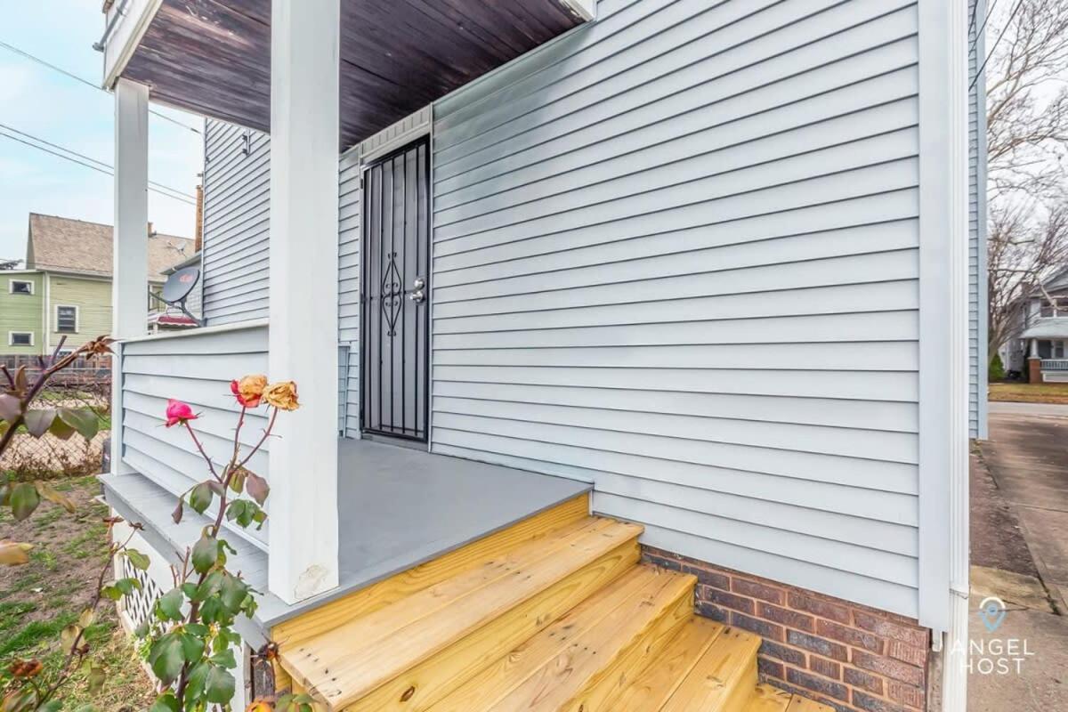 Beautifully Remodeled Duplex Apt In West Blvd Cleveland Esterno foto