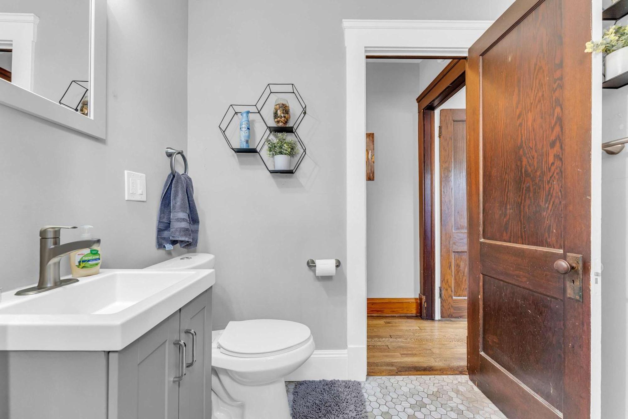 Beautifully Remodeled Duplex Apt In West Blvd Cleveland Esterno foto