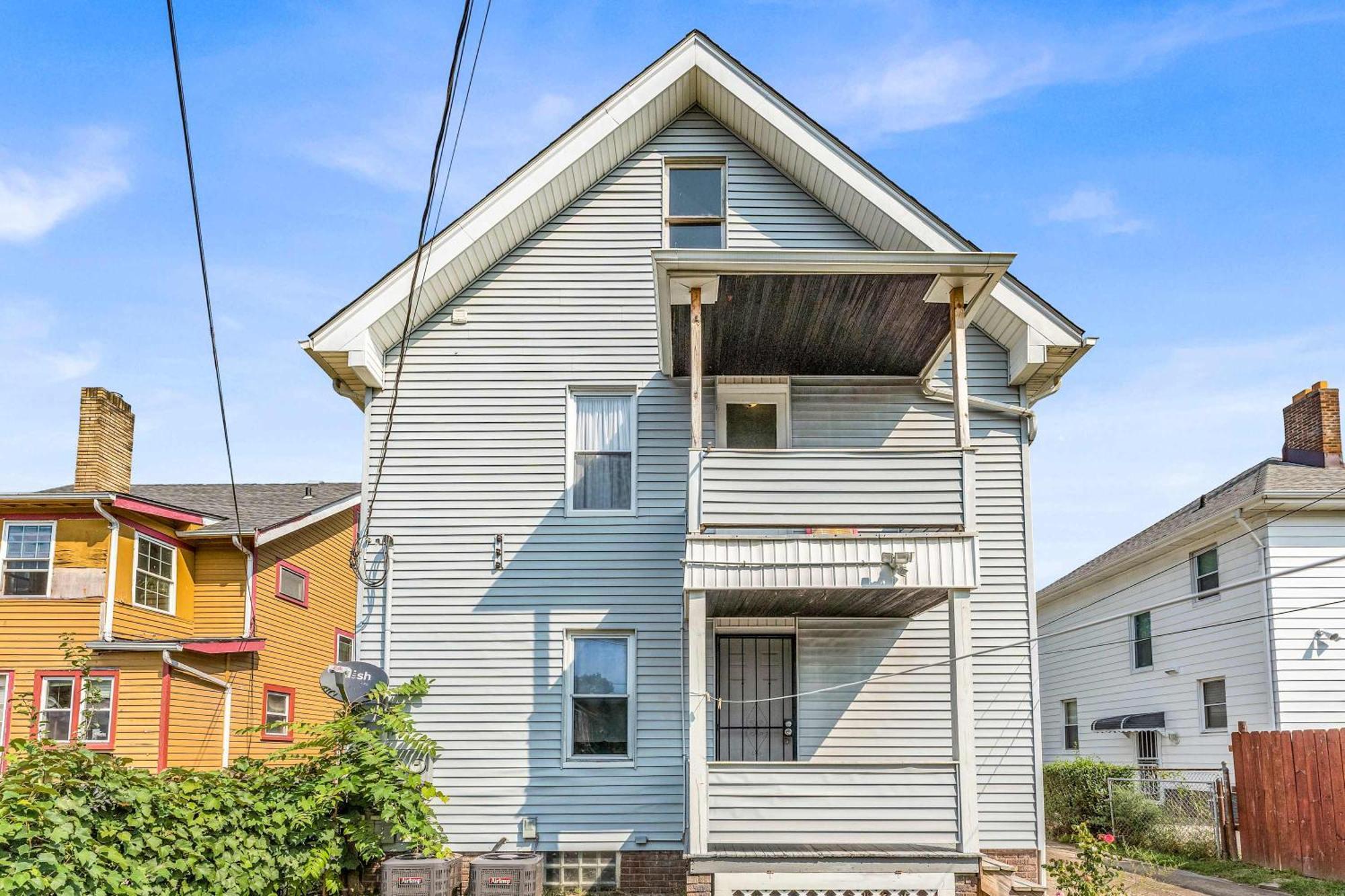 Beautifully Remodeled Duplex Apt In West Blvd Cleveland Esterno foto