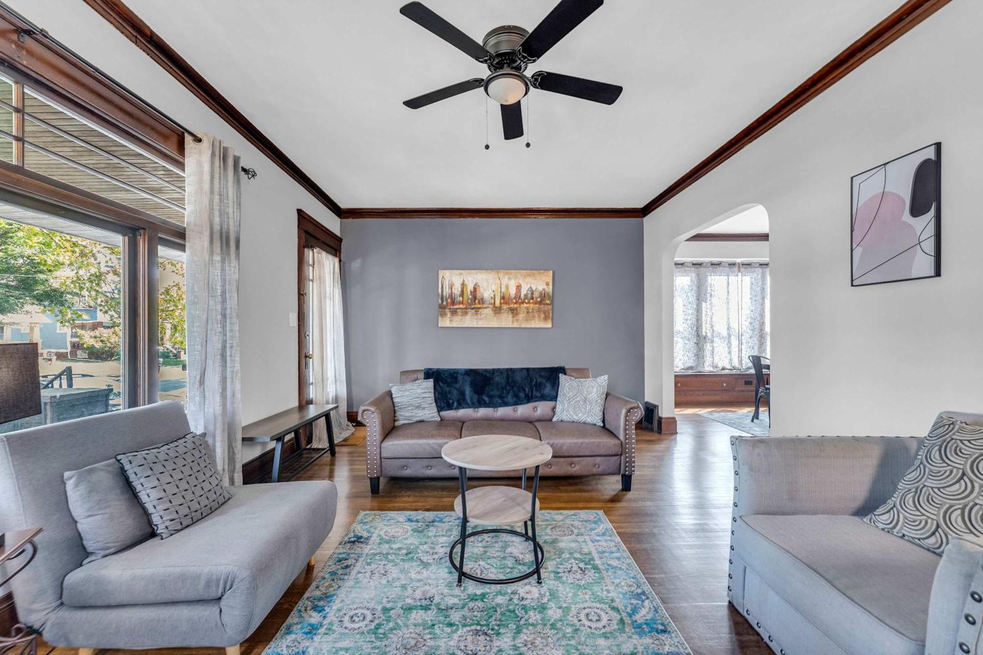 Beautifully Remodeled Duplex Apt In West Blvd Cleveland Esterno foto